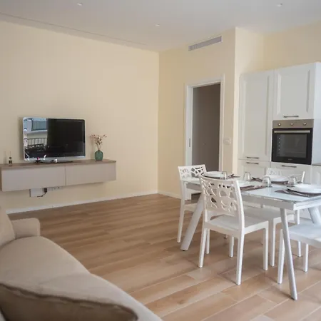 Πανσιόν Dimora Amelia Luxury 4*